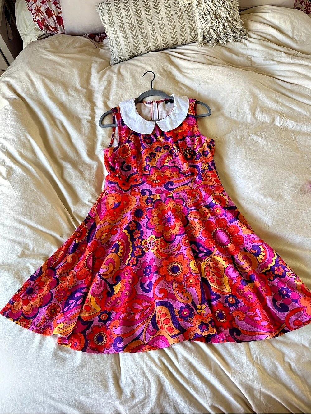 Smak Parlour Floral Mini Dress in Pink & Red Size XL Like New